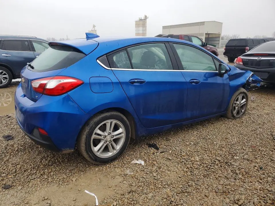 2017 CHEVROLET CRUZE LT  