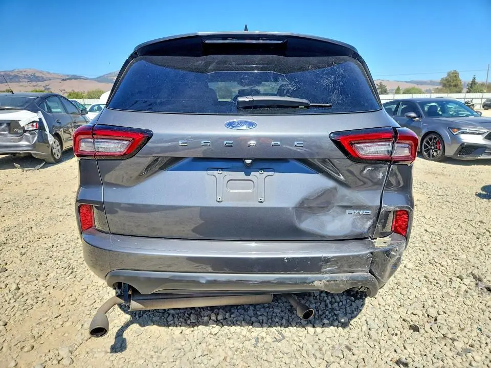 2023 FORD ESCAPE ST LINE  