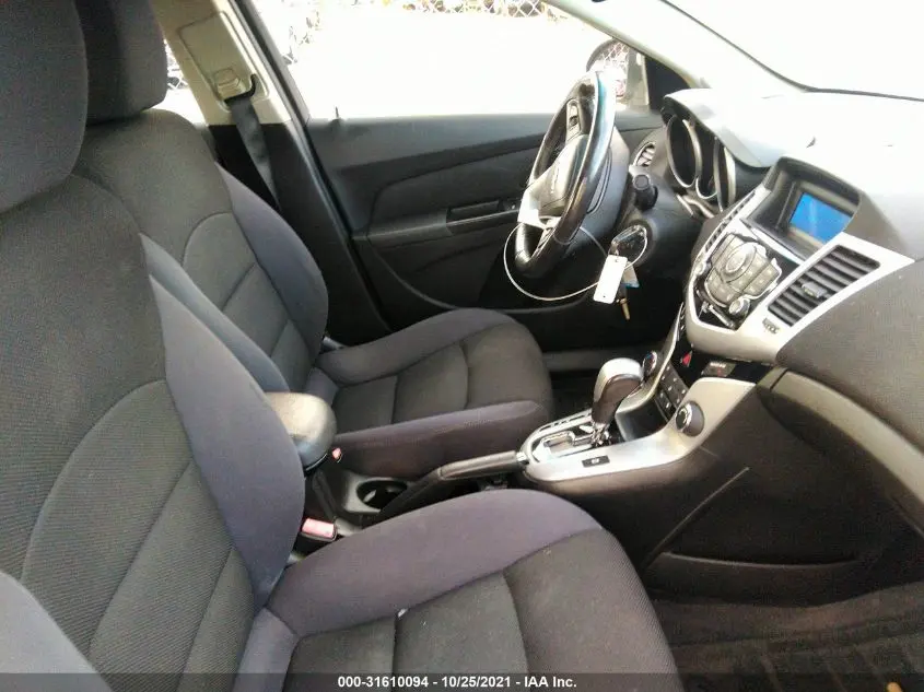 2013 CHEVROLET CRUZE 1LT