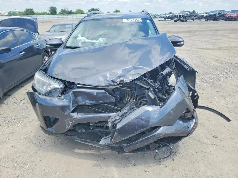 2018 TOYOTA RAV4 XLE  
