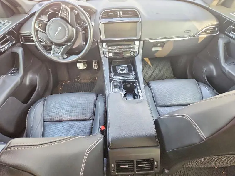 2019 JAGUAR F-PACE S  
