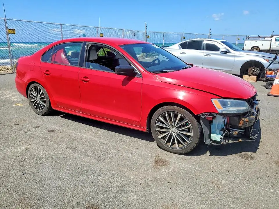 2016 VOLKSWAGEN JETTA SPORT  
