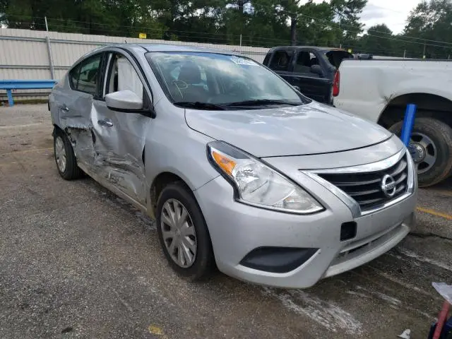 2017 NISSAN VERSA S