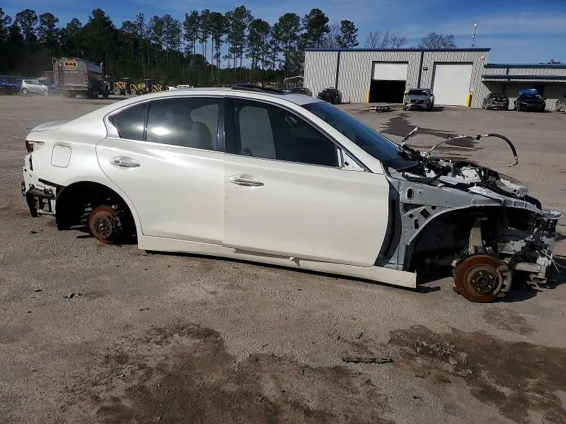2017 INFINITI Q50 PREMIUM  