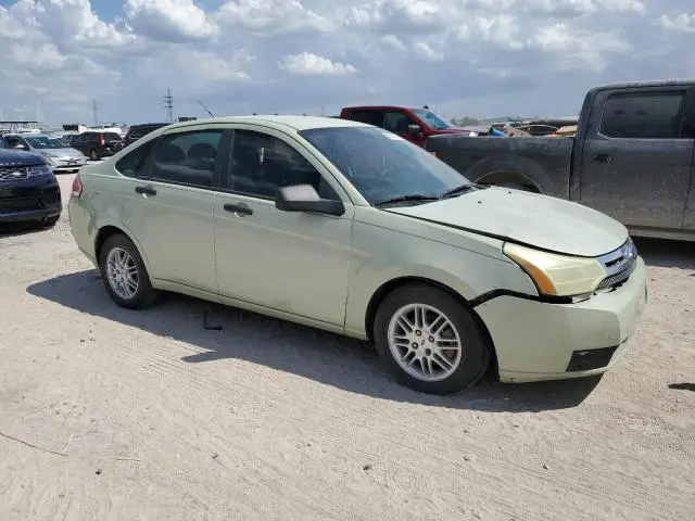 2010 FORD FOCUS SE  
