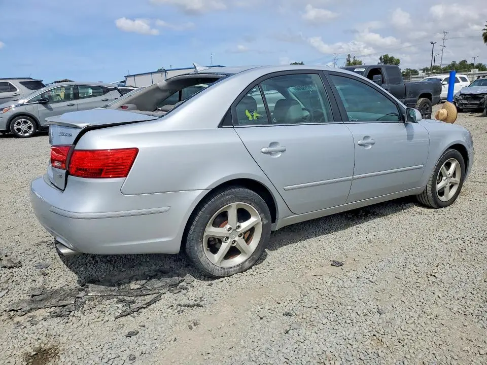 2010 HYUNDAI SONATA SE V6  