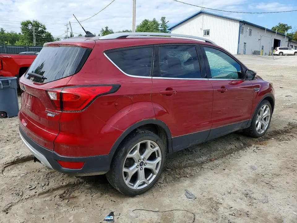2019 FORD ESCAPE TITANIUM  