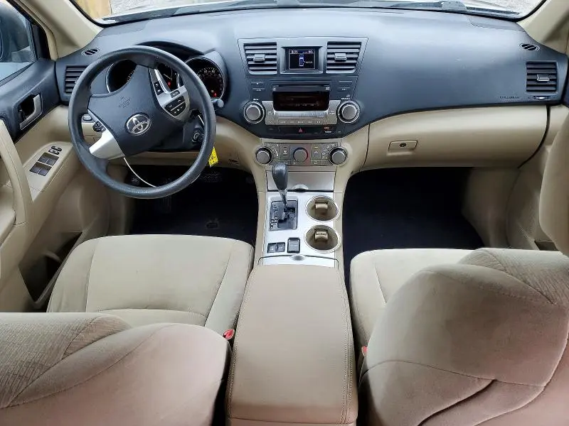 2011 TOYOTA HIGHLANDER BASE  