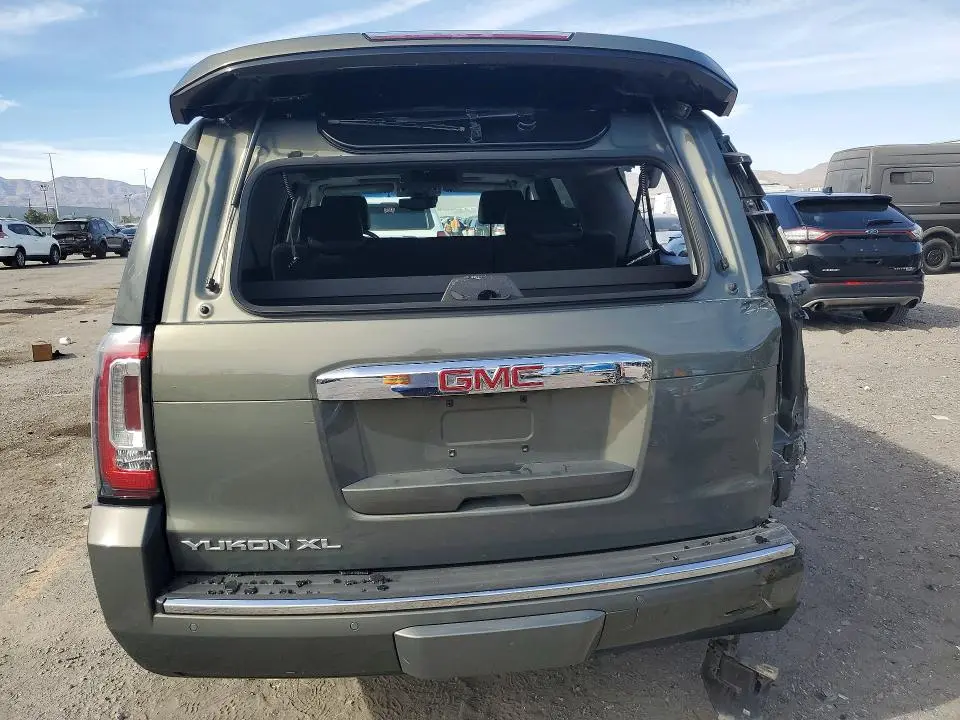 2018 GMC YUKON XL DENALI  