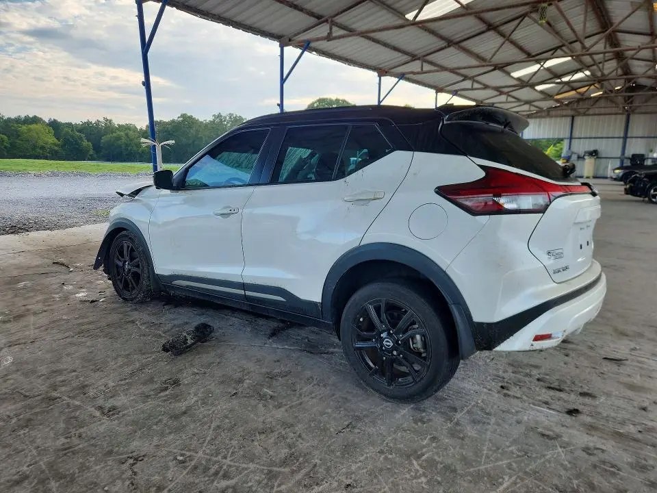 2023 NISSAN KICKS SR  