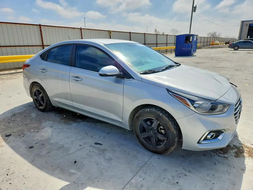 2022 HYUNDAI ACCENT SEL  