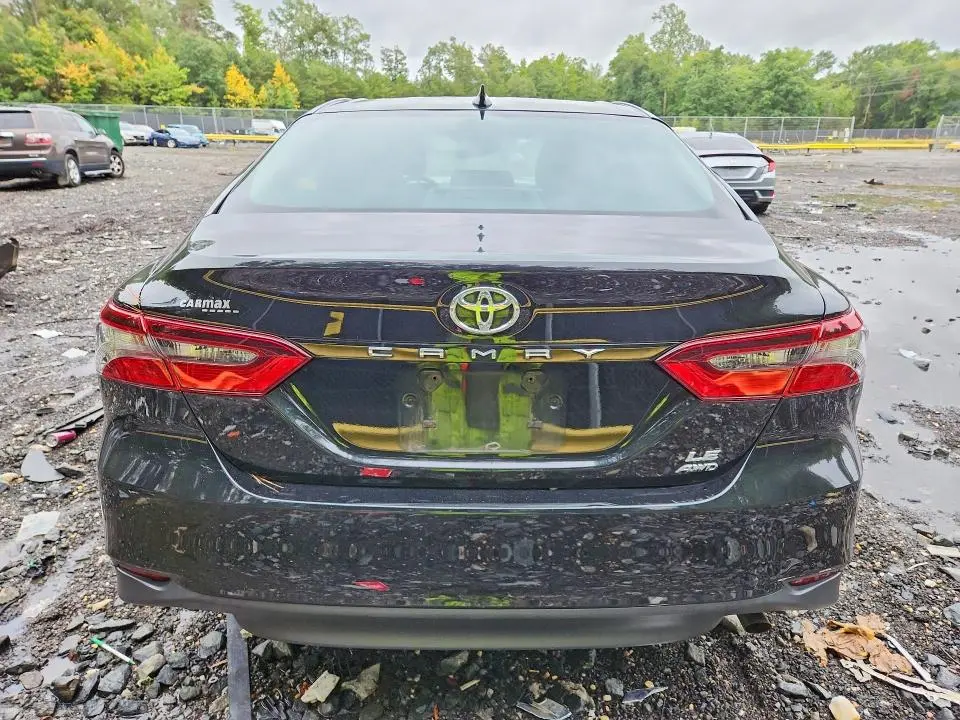 2021 TOYOTA CAMRY LE  