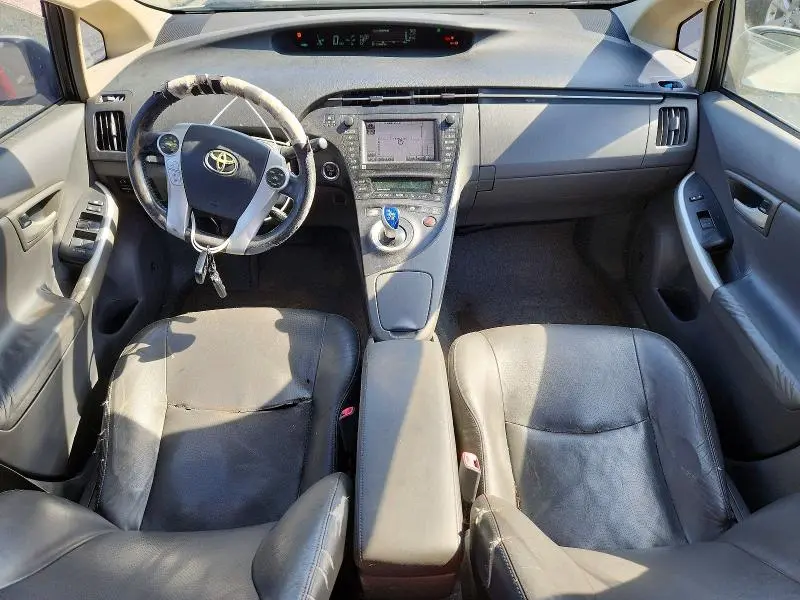 2010 TOYOTA PRIUS IV  