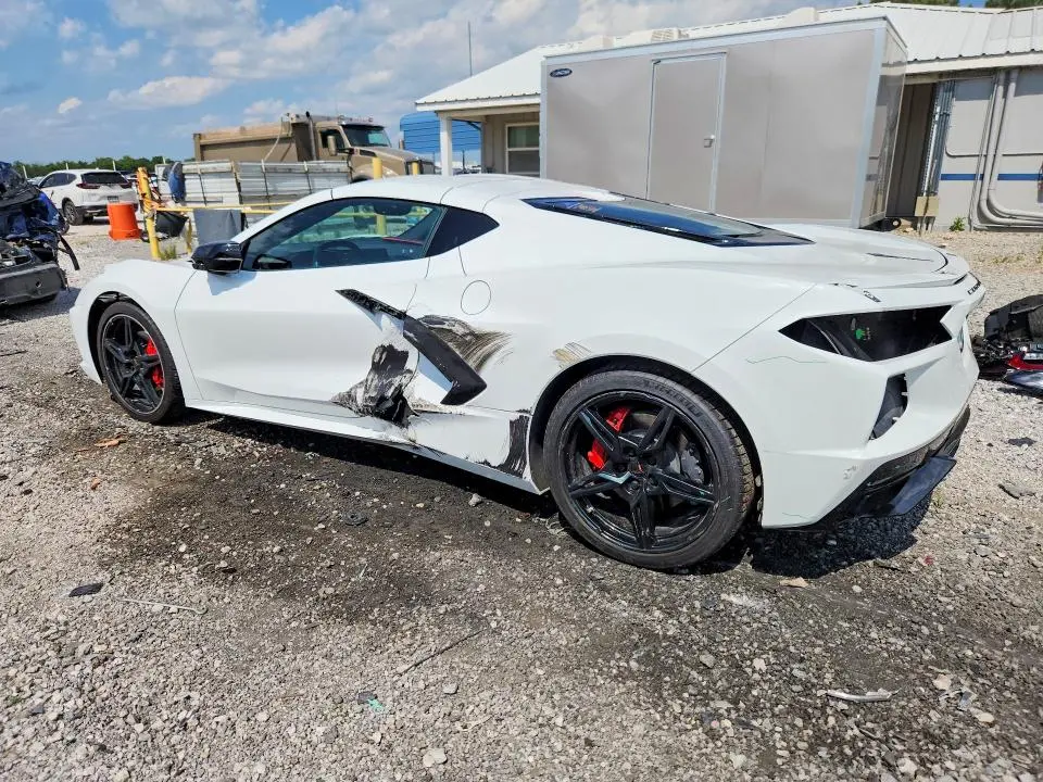 2025 CHEVROLET CORVETTE STINGRAY 2LT  