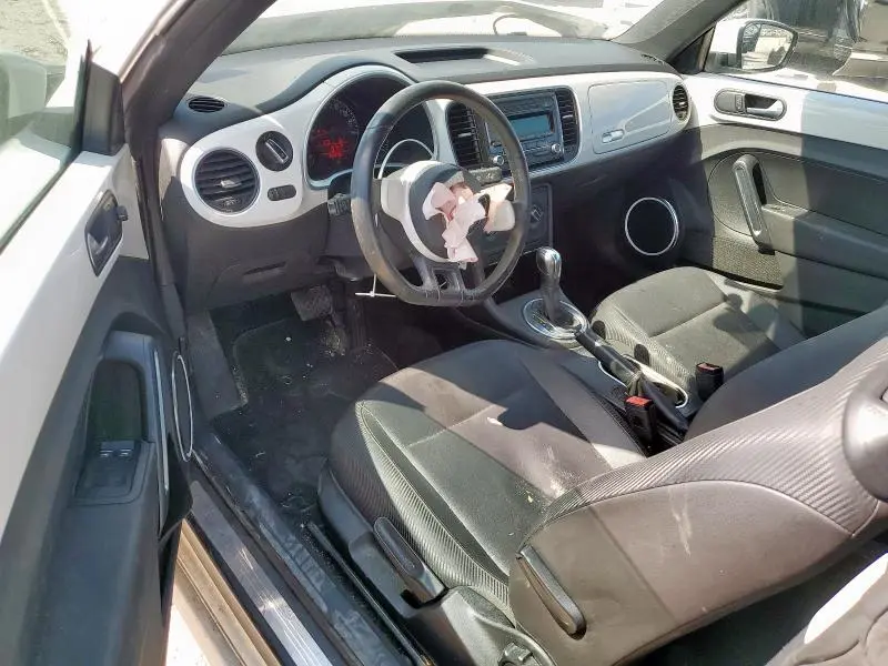 2012 VOLKSWAGEN BEETLE   
