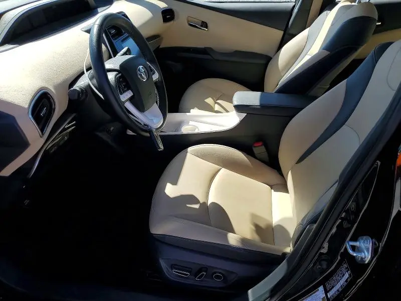 2016 TOYOTA PRIUS FOUR  