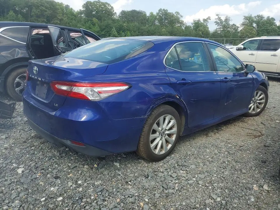 2018 TOYOTA CAMRY LE  