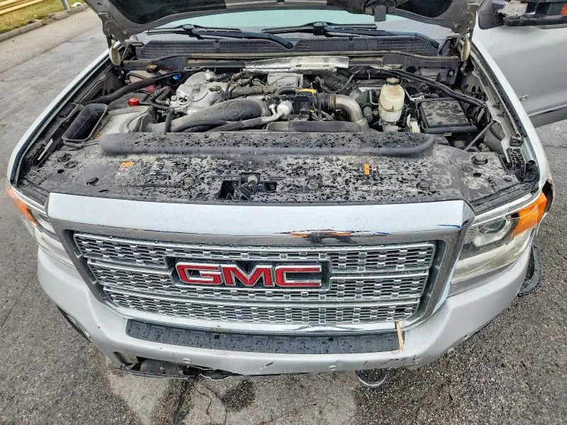 2018 GMC SIERRA K2500 DENALI  