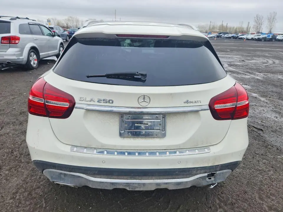 2018 MERCEDES-BENZ GLA 250 4MATIC  