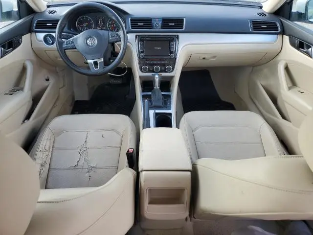 2012 VOLKSWAGEN PASSAT SE  