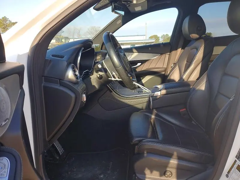 2020 MERCEDES-BENZ GLC 300 4MATIC  