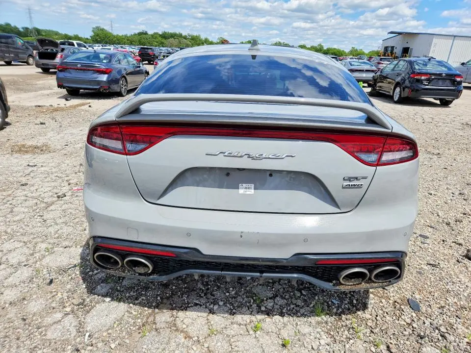 2022 KIA STINGER GT2  
