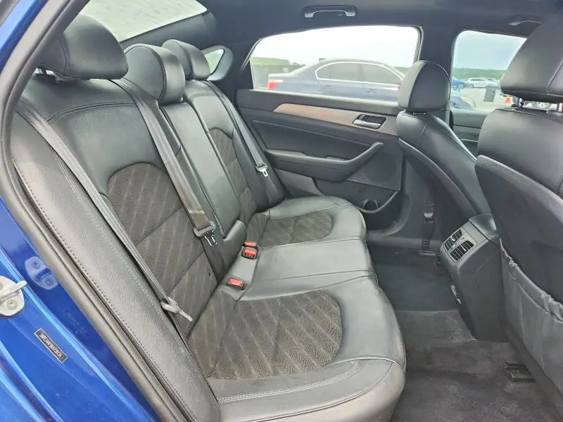 2019 HYUNDAI SONATA SPORT  