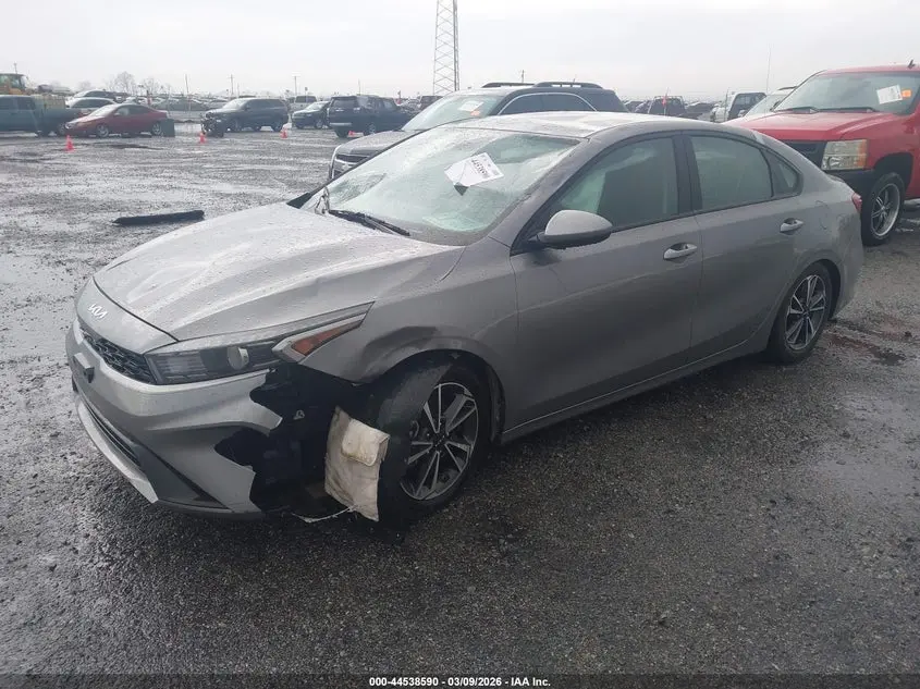 2024 KIA FORTE LXS