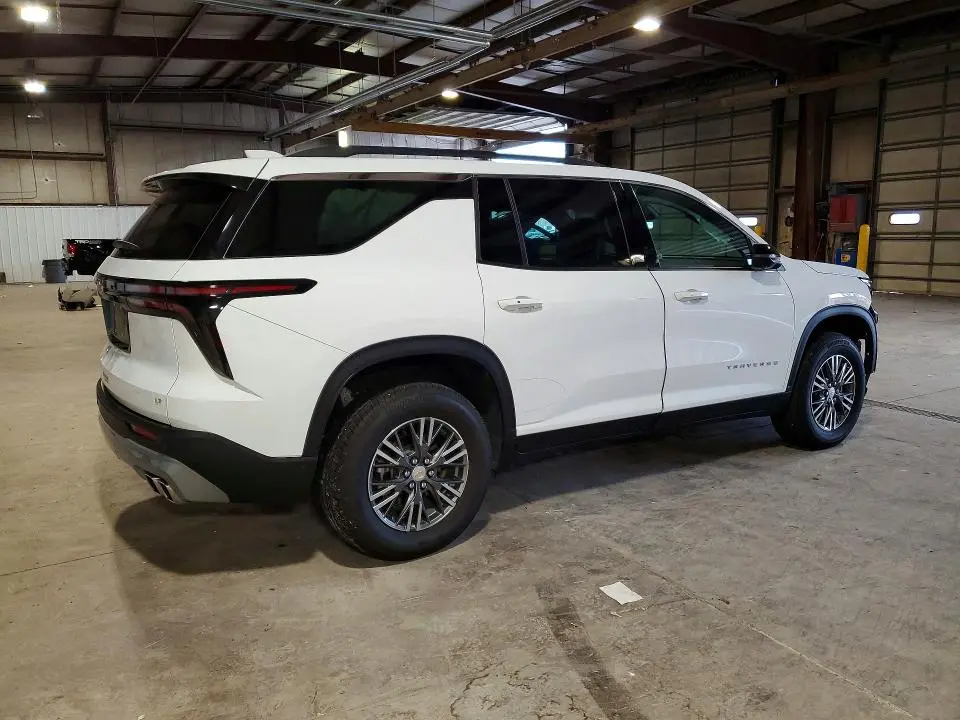 2024 CHEVROLET TRAVERSE LT  
