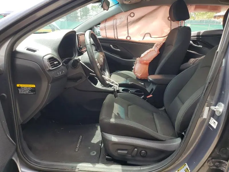 2018 HYUNDAI ELANTRA GT BASE  