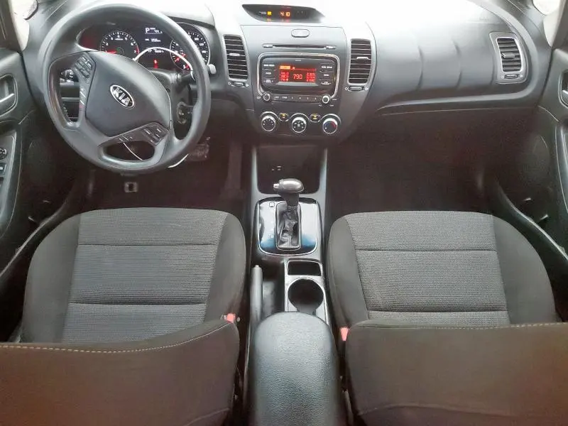 2018 KIA FORTE LX  