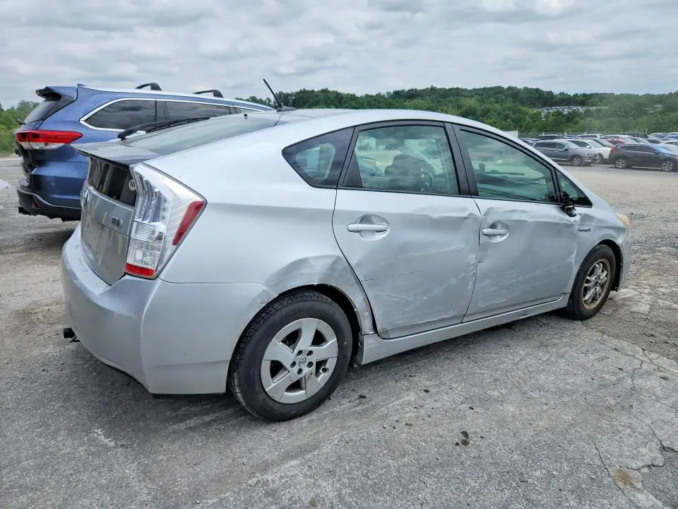2011 TOYOTA PRIUS FOUR  