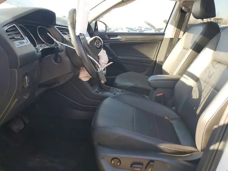 2019 VOLKSWAGEN TIGUAN SE  
