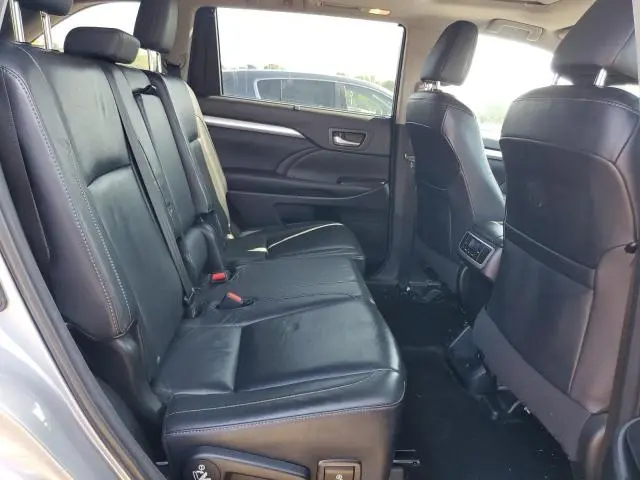 2015 TOYOTA HIGHLANDER XLE  