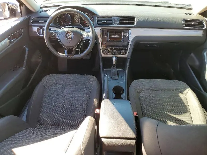 2017 VOLKSWAGEN PASSAT S  