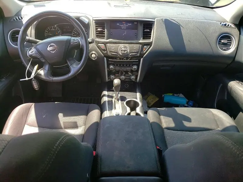 2017 NISSAN PATHFINDER SV  