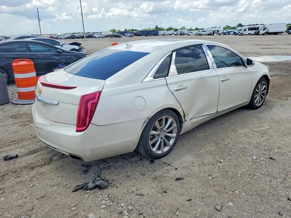 2013 CADILLAC XTS   