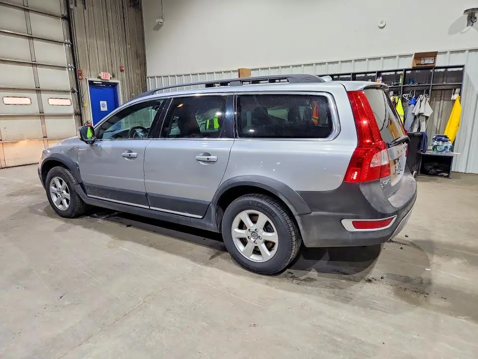 2012 VOLVO XC70 3.2  