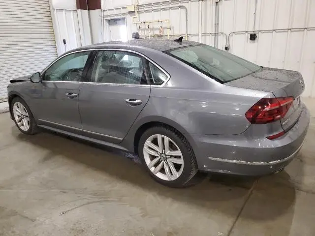 2017 VOLKSWAGEN PASSAT SE