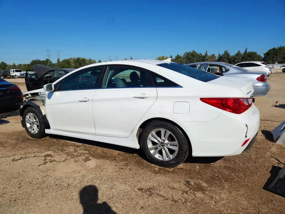 2014 HYUNDAI SONATA GLS  