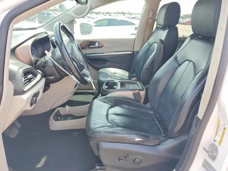 2017 CHRYSLER PACIFICA TOURING L  