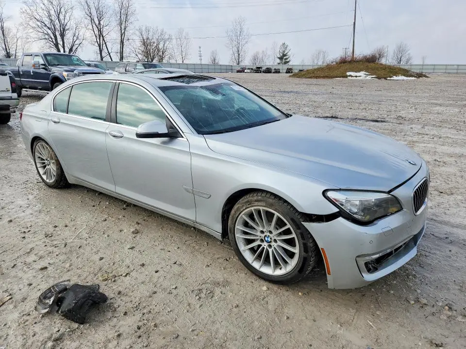 2013 BMW 750 LXI  