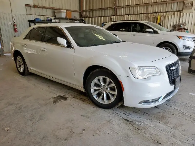 2015 CHRYSLER 300 LIMITED  