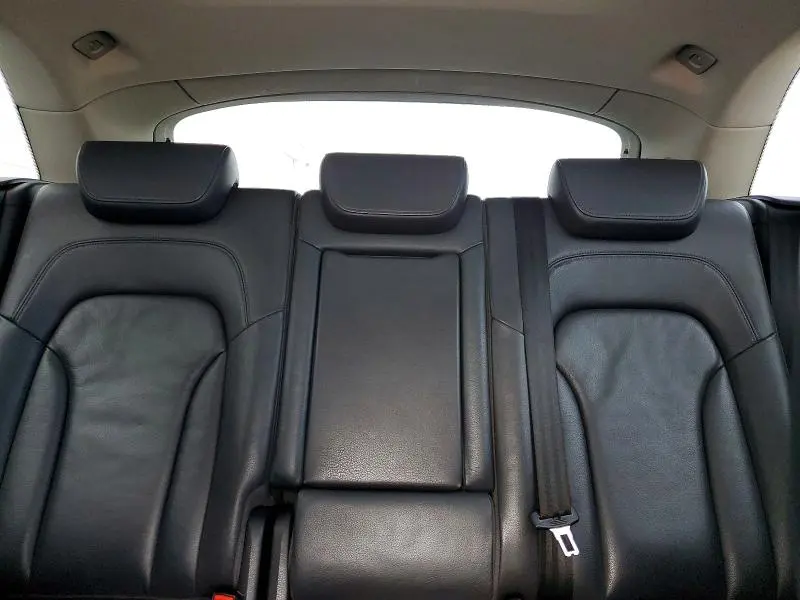 2010 AUDI Q5 PREMIUM PLUS  