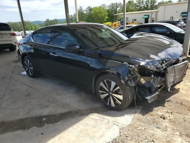 2021 NISSAN ALTIMA SL  