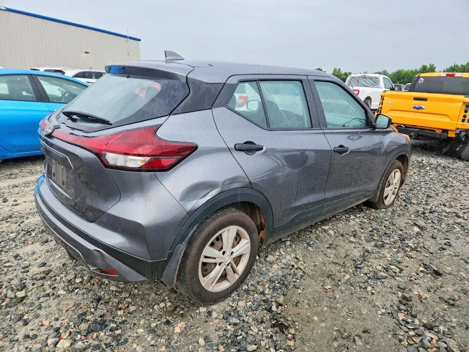 2024 NISSAN KICKS S  