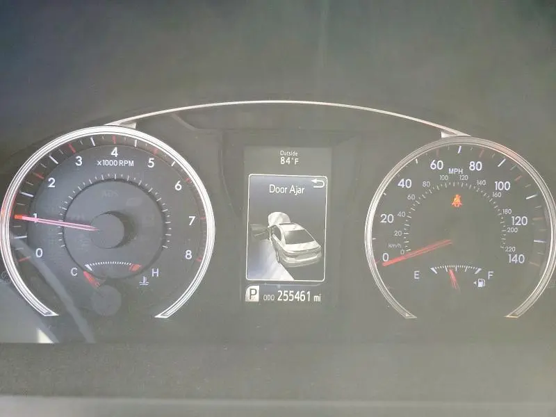 2015 TOYOTA CAMRY LE  