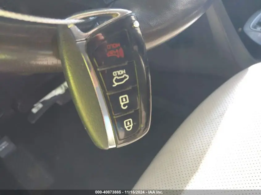 2016 HYUNDAI SANTA FE SE