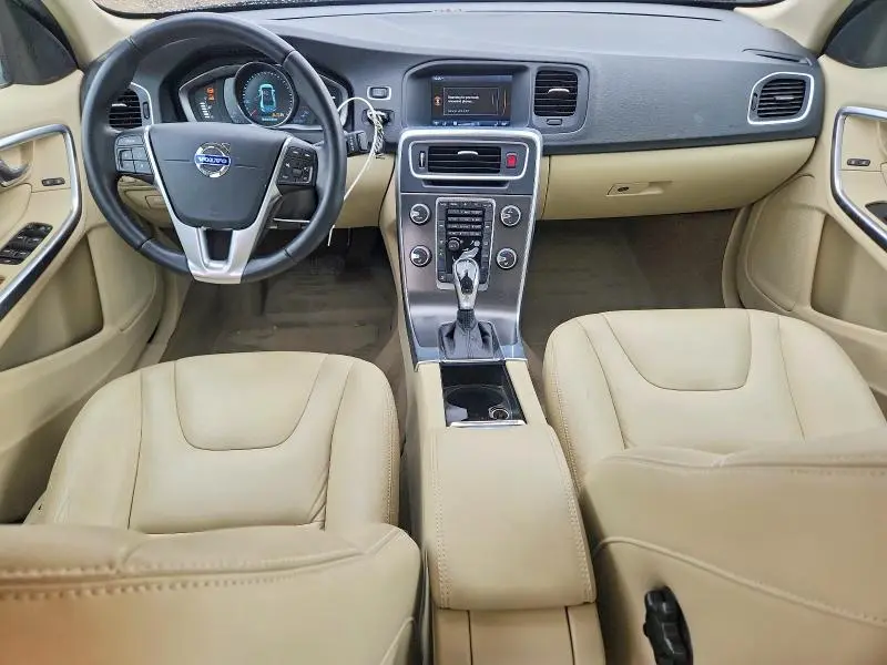 2015 VOLVO S60 PREMIER  