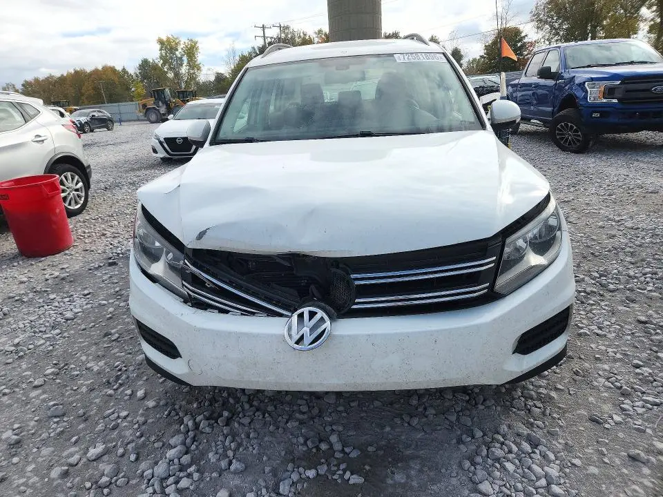 2016 VOLKSWAGEN TIGUAN S  
